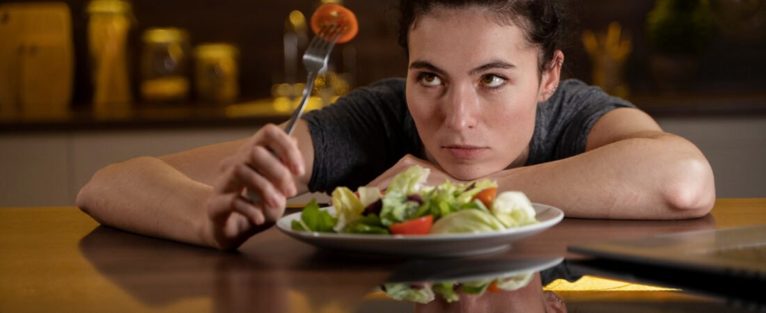 10 Erros Comuns Que Sabotam a Dieta Feminina e Como Corrigir