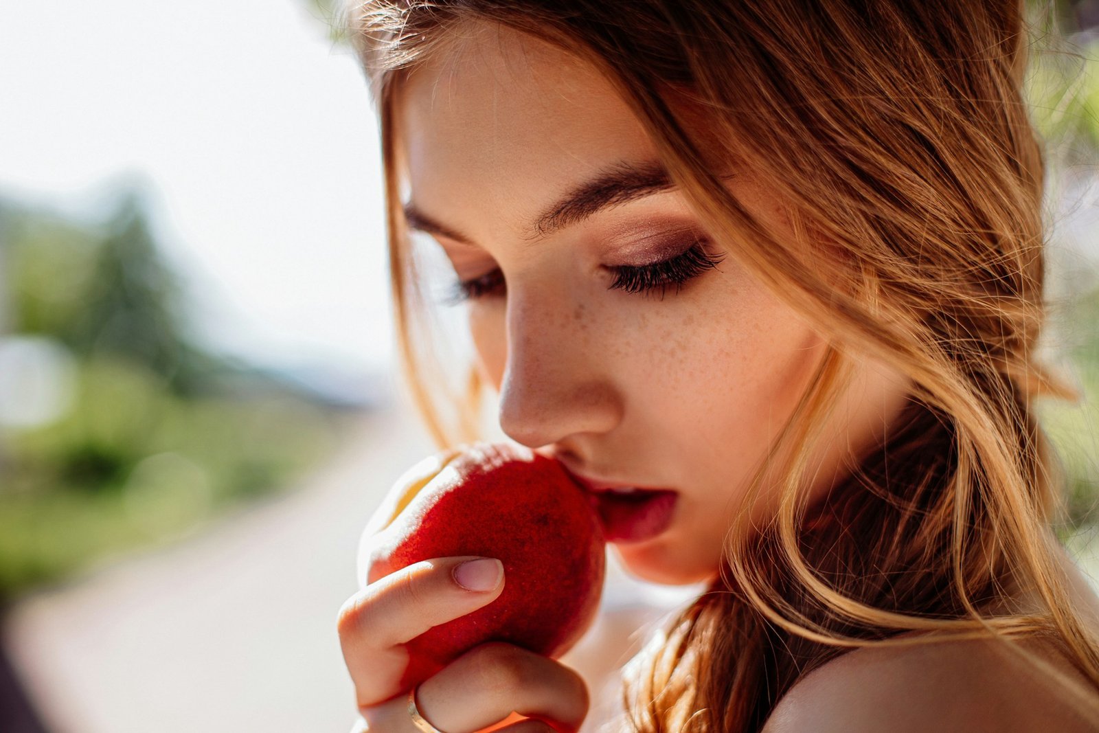 Alimentação consciente: a chave para a beleza natural das acompanhantes de elite